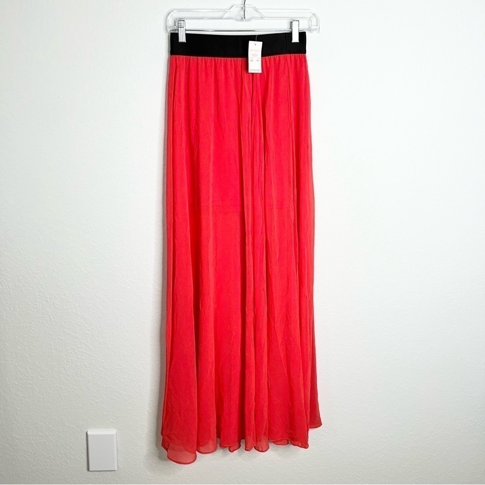 Bebe Maxi Skirt Women’s XS Dress Red Plated Side Slits Pleated Lined Mini B27 - Picture 2 of 10
